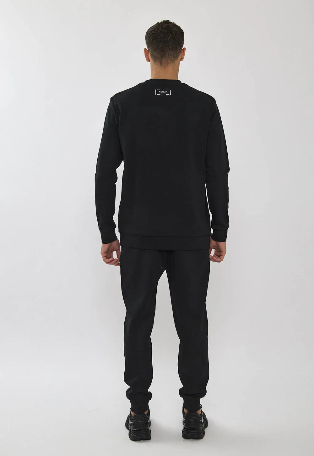 Replay tracksuit ריפלי חליפה 2 חלקים בצבע שחור לבן