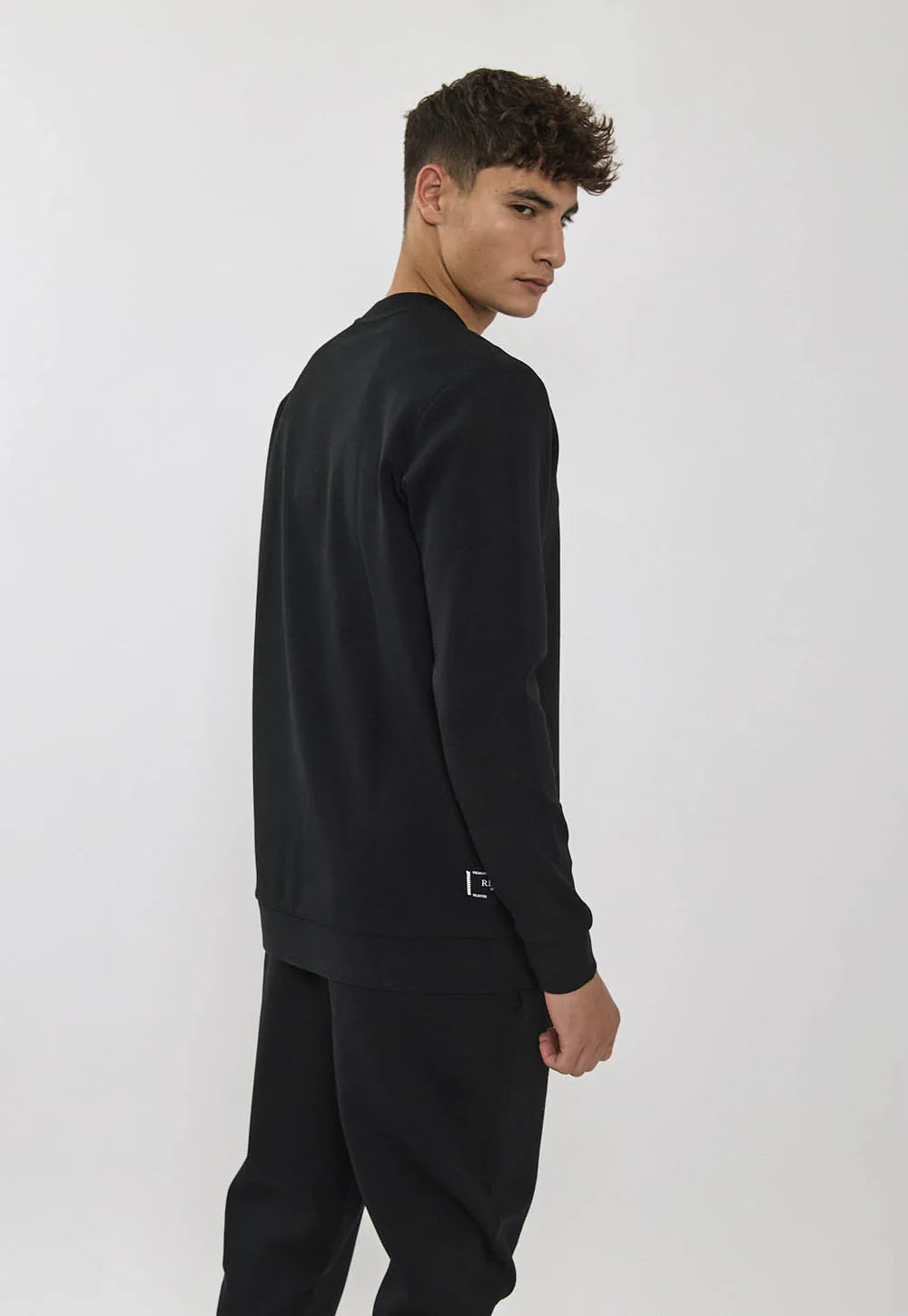 Replay tracksuit ריפלי חליפה 2 חלקים בצבע שחור