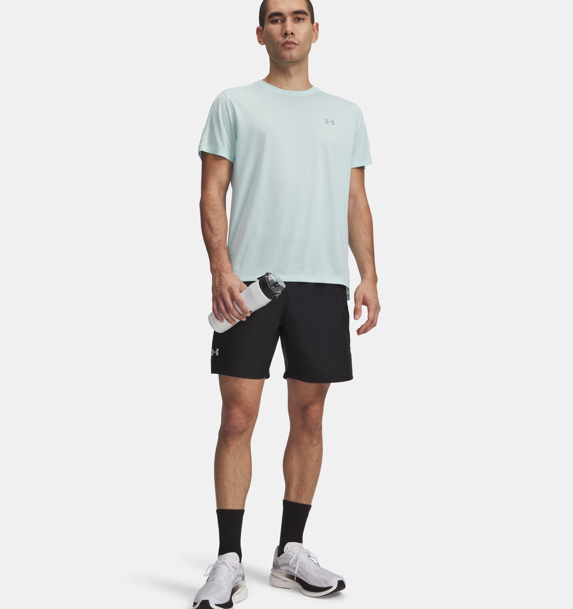 Under Armour Lauch Short אנדר ארמור שורט בצבע שחור