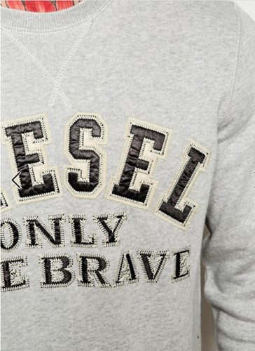 Diesel Sweathirt S - JOE ONLY THE BRAVE דיזל סווטשרט לגבר בצבע אפור - www.bbrands.co.il Diesel Sweathirt S - JOE ONLY THE BRAVE דיזל סווטשרט לגבר בצבע אפור