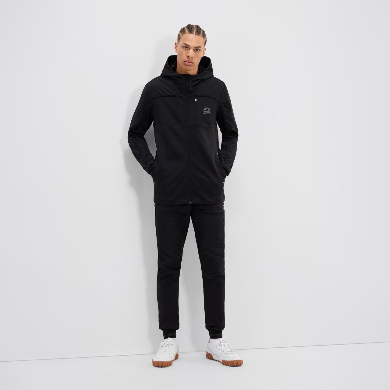 Ellesse Jacket for man גקט אלס בצבע שחור - www.bbrands.co.il Ellesse Jacket for man גקט אלס בצבע שחור