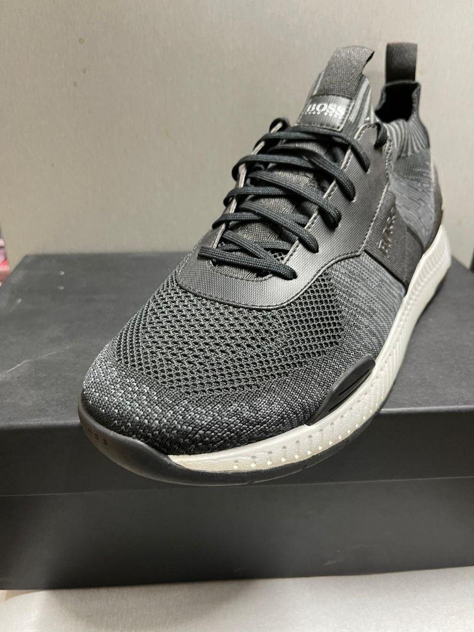 HugoBoss Shoes For man נעלי הוגו בוס לגבר בצבע שחור - www.bbrands.co.il HugoBoss Shoes For man נעלי הוגו בוס לגבר בצבע שחור