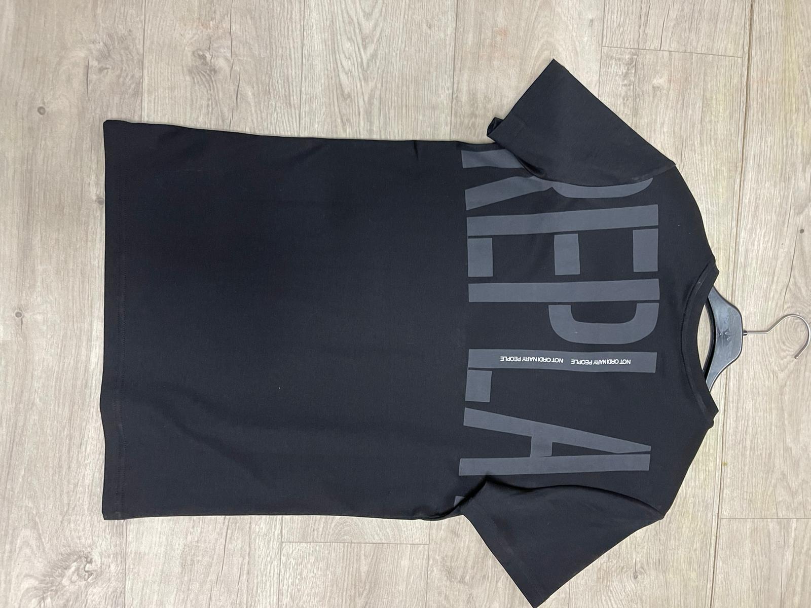 Replay Tshirt חולצת ריפליי לגבר - www.bbrands.co.il Replay Tshirt חולצת ריפליי לגבר