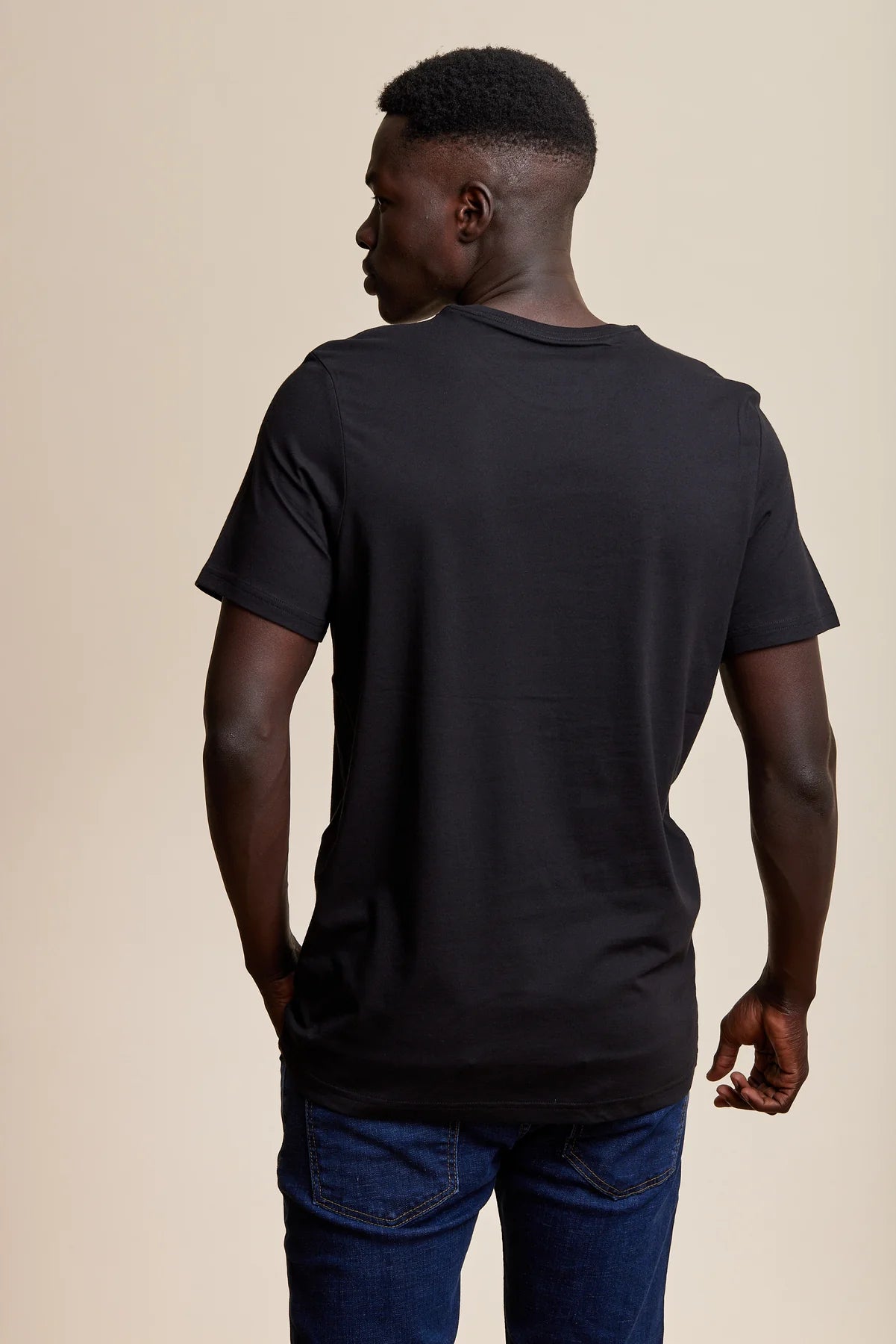 Tommy Hilfiger tshirt טומי חולצת טישרט בצבע שחור