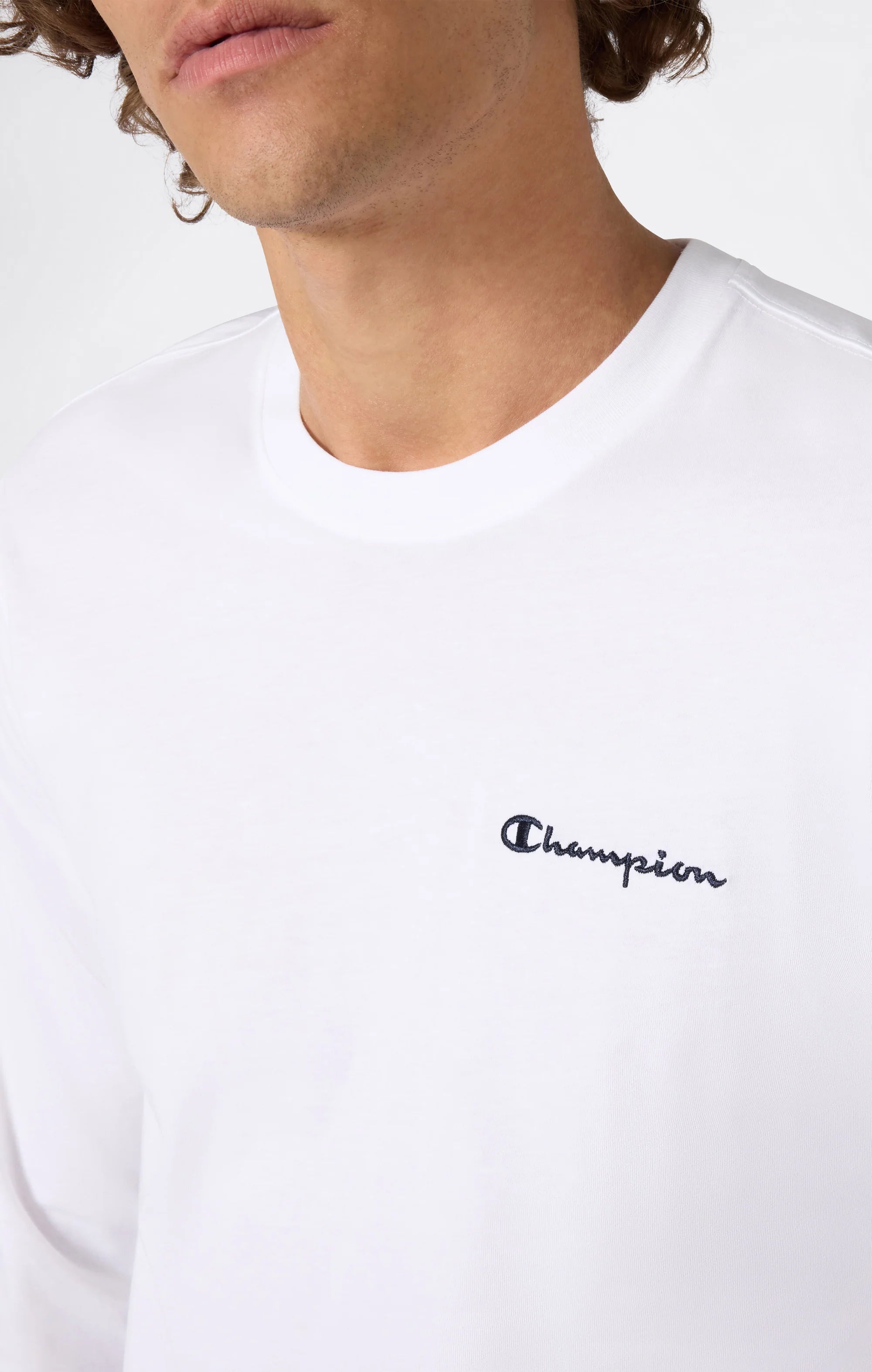 Champion Long Sleeve tshirt צ'מפיון חולצה ארוכה בצבע לבן