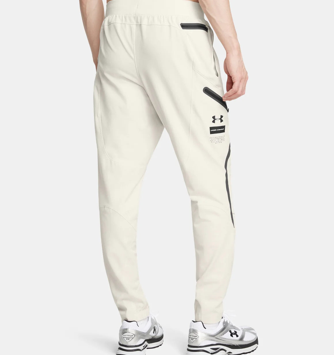 Under Armour Unstoppable jogger אנדר ארמור מכנס בצבע קרם