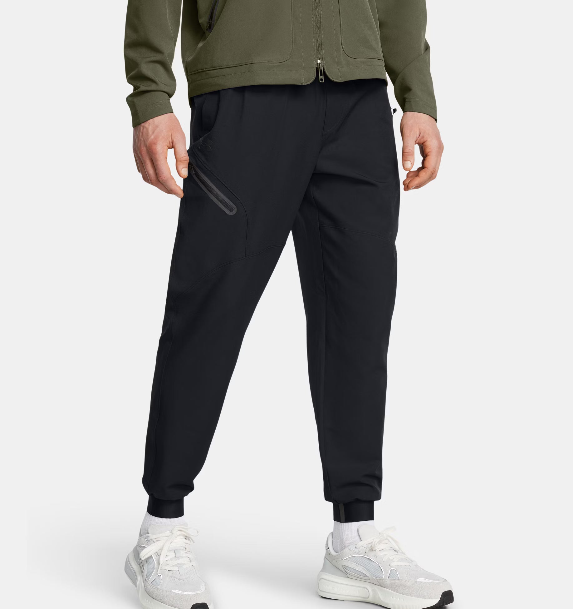 Under Armour Unstoppable Wovven jogger אנדר ארמור מכנס בצבע שחור