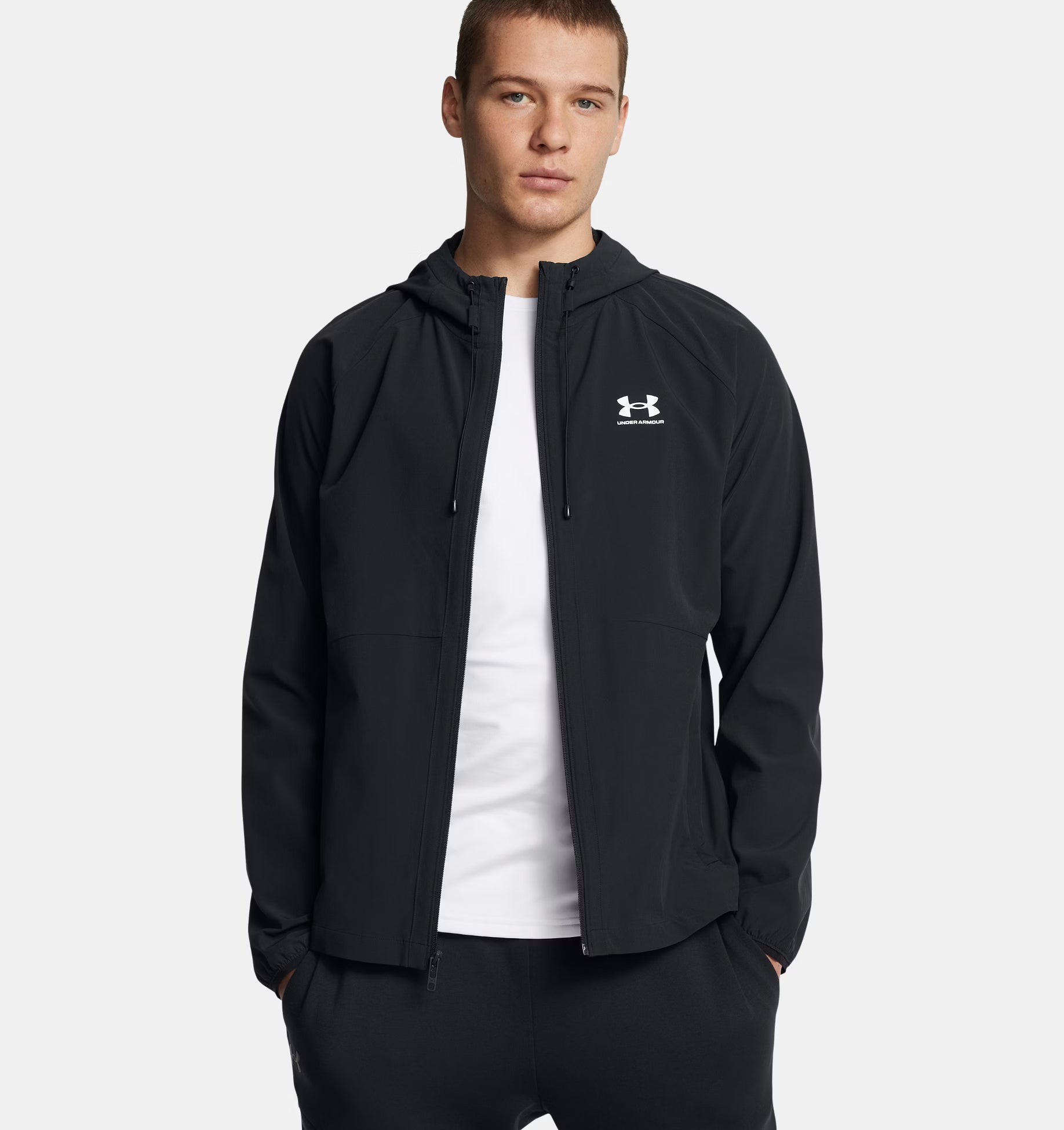 Under Armour Unstoppble JKT אנדר ארמור גק'ט ניילון בצבע שחור