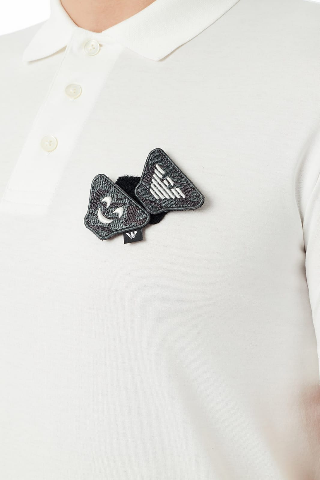 EA7 Emporio Armani Emoji Polo New Collection אימפוריו ארמני חולצת צווארון אימוג'י - www.bbrands.co.il EA7 Emporio Armani Emoji Polo New Collection אימפוריו ארמני חולצת צווארון אימוג'י