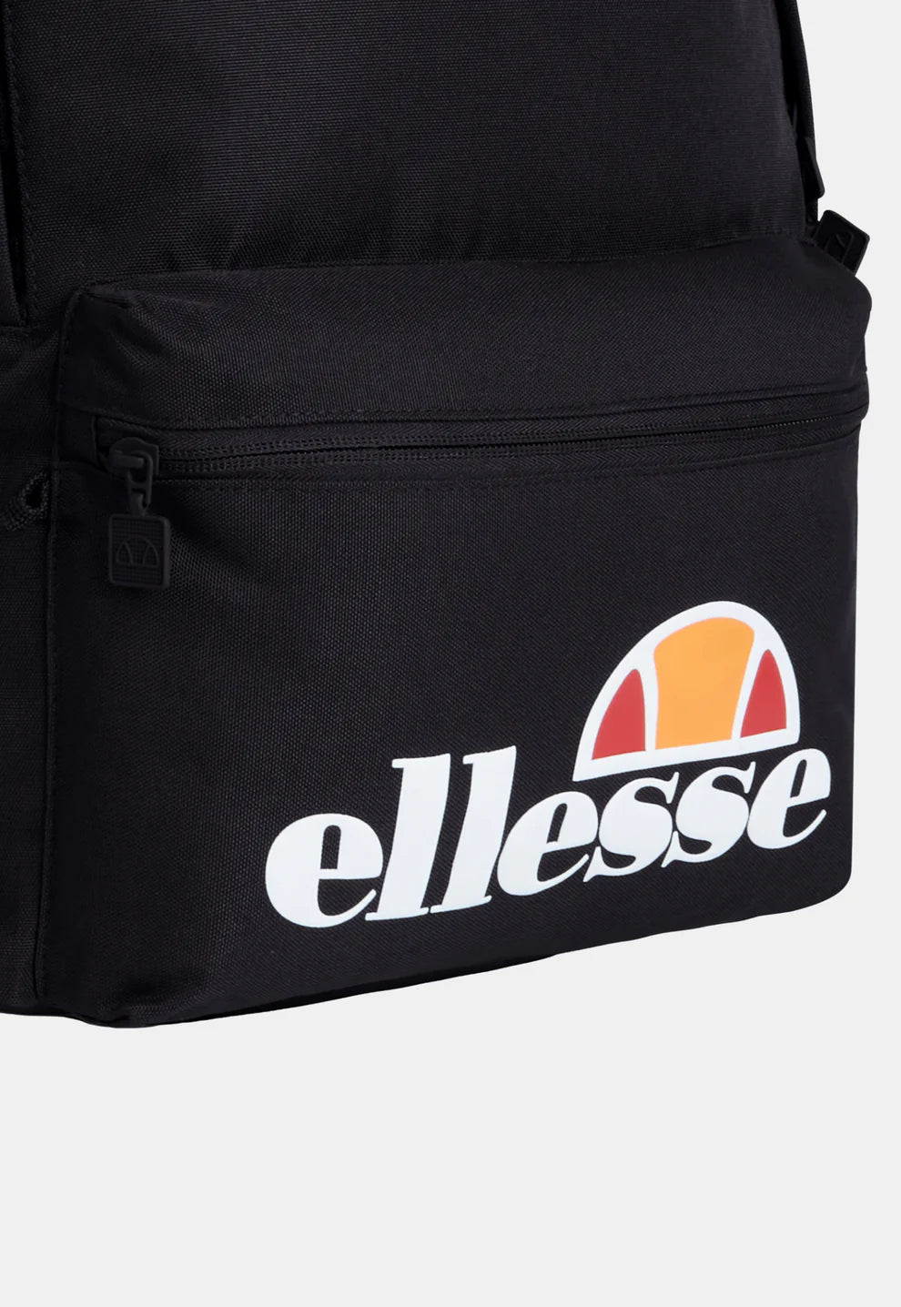 Ellesse Core Rolby Backpack אלס תיק גב + קלמר לוגו מותג בחזית - www.bbrands.co.il Ellesse Core Rolby Backpack אלס תיק גב + קלמר לוגו מותג בחזית