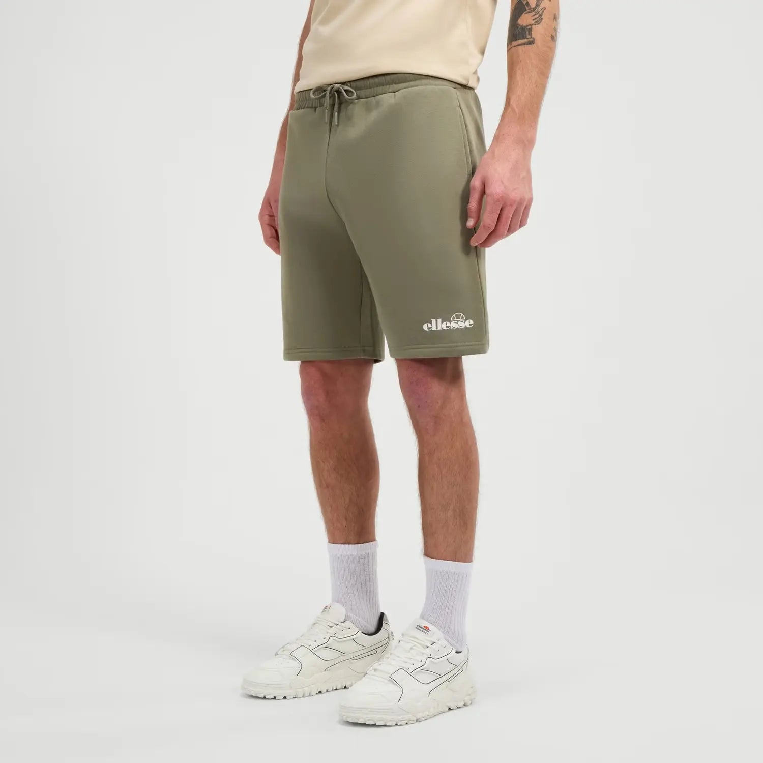 Ellesse Mulina swimshort שורט אלס בצבע חאקי לגבר - www.bbrands.co.il Ellesse Mulina swimshort שורט אלס בצבע חאקי לגבר