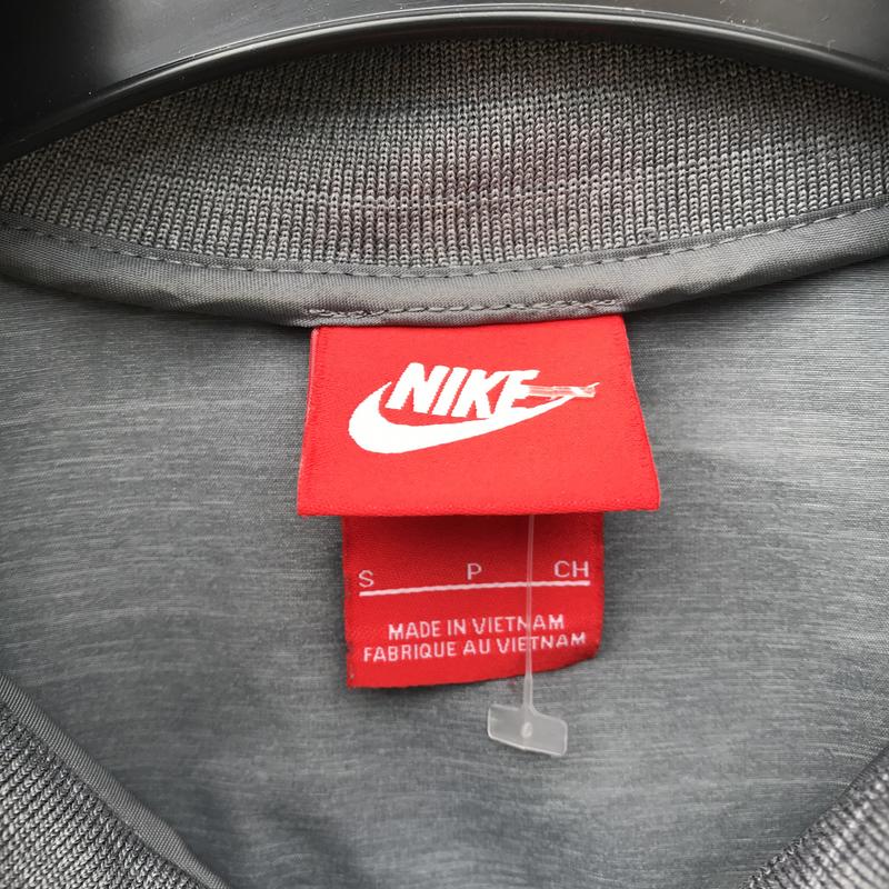 Nike Hoodie קפוצ'ון נייקי יוניסקס - www.bbrands.co.il Nike Hoodie קפוצ'ון נייקי יוניסקס