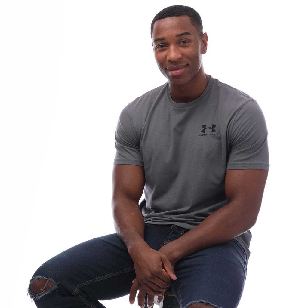 Under Armour tshirt for man אנדר ארמור טישרט בצבע אפור לגבר - www.bbrands.co.il Under Armour tshirt for man אנדר ארמור טישרט בצבע אפור לגבר