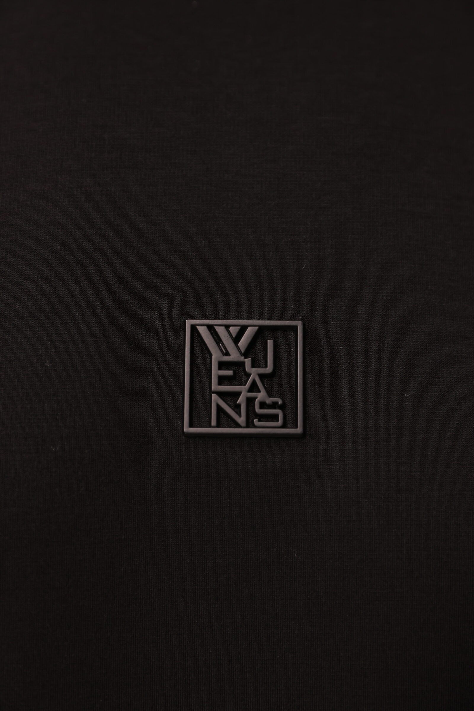 WJeans tshirt for man חולצה טישרט דבליו גינס עם לוגו קטן בחזית - www.bbrands.co.il WJeans tshirt for man חולצה טישרט דבליו גינס עם לוגו קטן בחזית